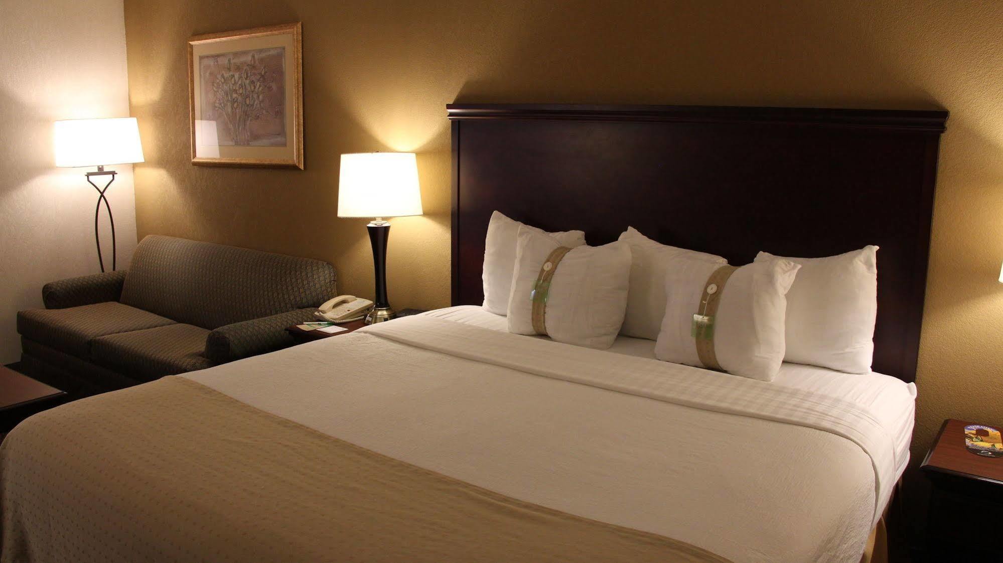 Holiday Inn Huntsville - Research Park By Ihg Kültér fotó